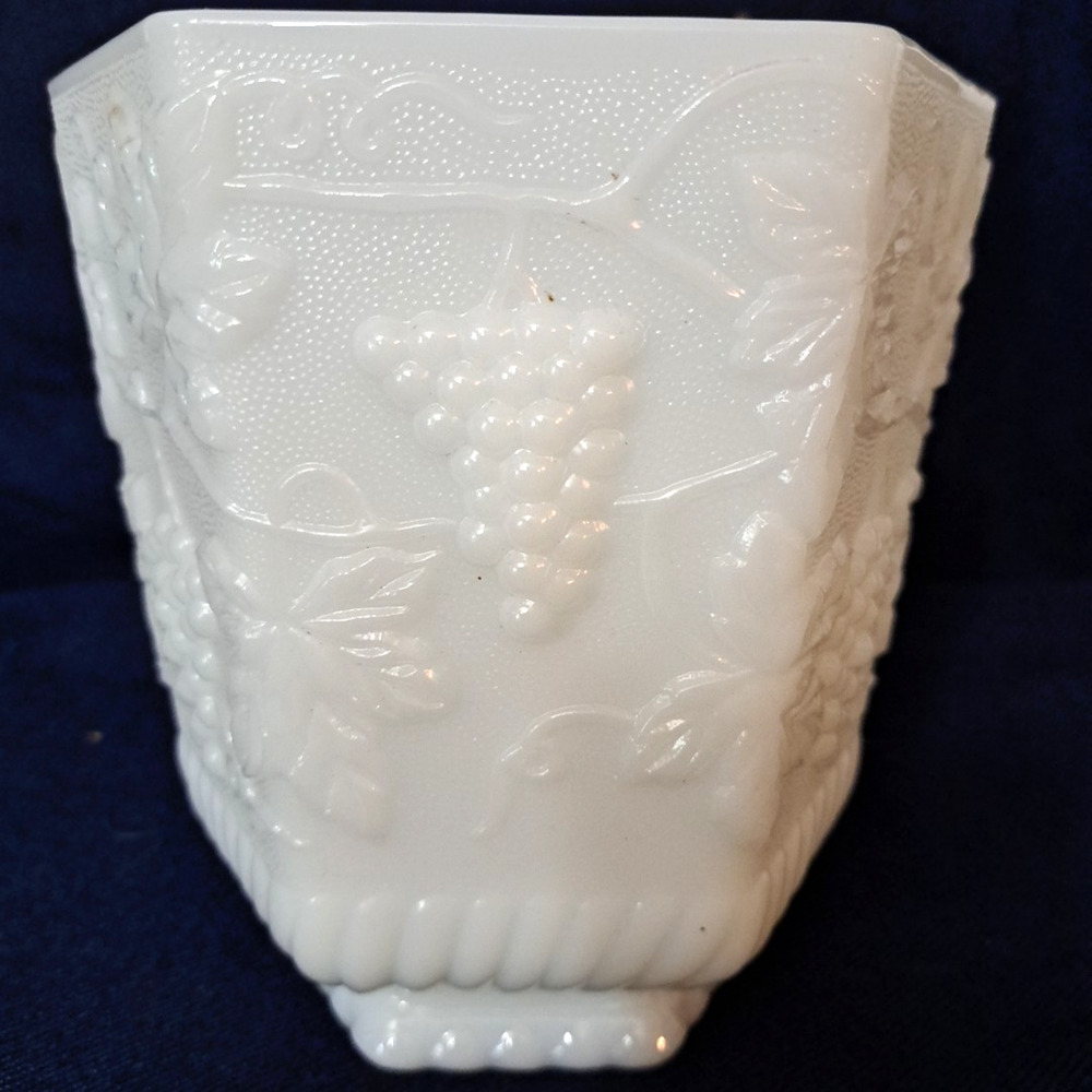 VTG Anchor Hocking Fire King Milk Glass Planter Vase Footed Base Grapevine